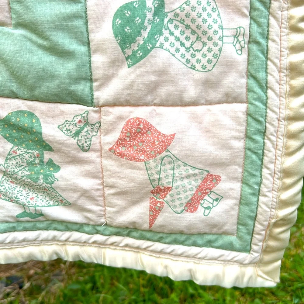 OOAK Handcrafted Quilt Baby Infant Toddler Sunbonnet Sue & Sam Holly Hobby